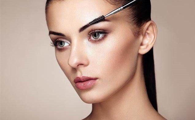 为什么你的口红涂得那么丑，因为你不懂这些涂口红技巧！