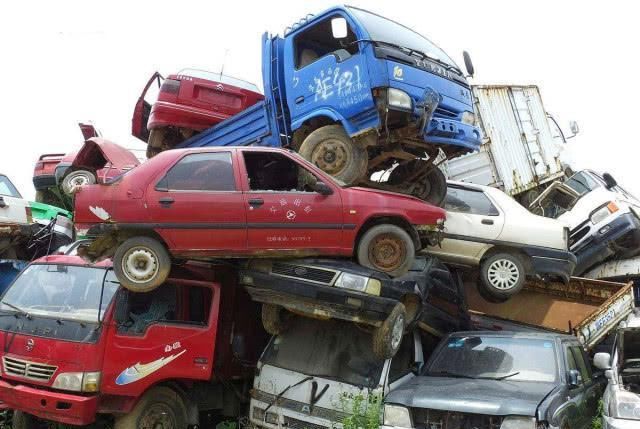 国三汽车开始被清理！下月起，无法过检的国三车将被强制报废！