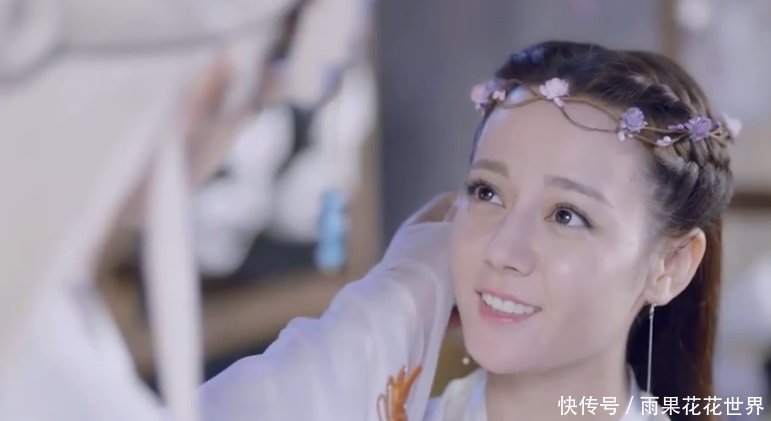 粉丝■《枕上书》东华凤九盖被子圆房粉丝不满钱白花,还是夜华有一套