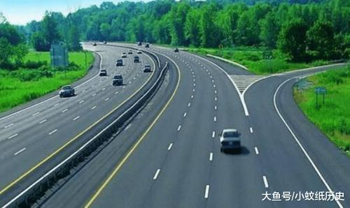 我国高速公路不收费的两个省, 沿途一路美景, 自驾游必去的地方