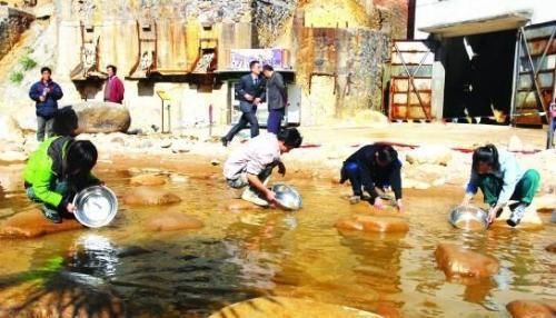 中国最豪景区，每年投200万黄金供游客“淘金”，门票60元太值了