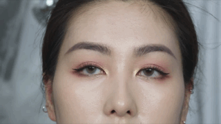 脸小到能埋碗里!海兰终于逆袭,张钧宁美妆教程已上线!