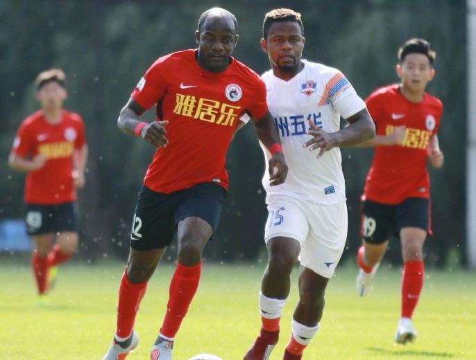 38岁中甲传奇外援状态火爆，连续5场破门，率队6-1大胜