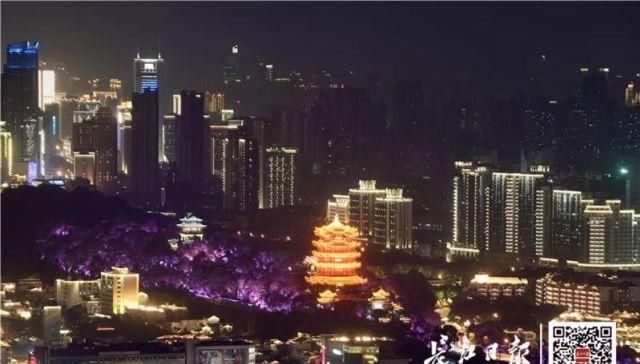 央视直播！武汉用8分钟表白祖国，太太太燃了……