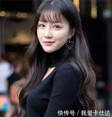 气质|个性时尚的美女街拍：气质很好的美女，散发迷人魅力！