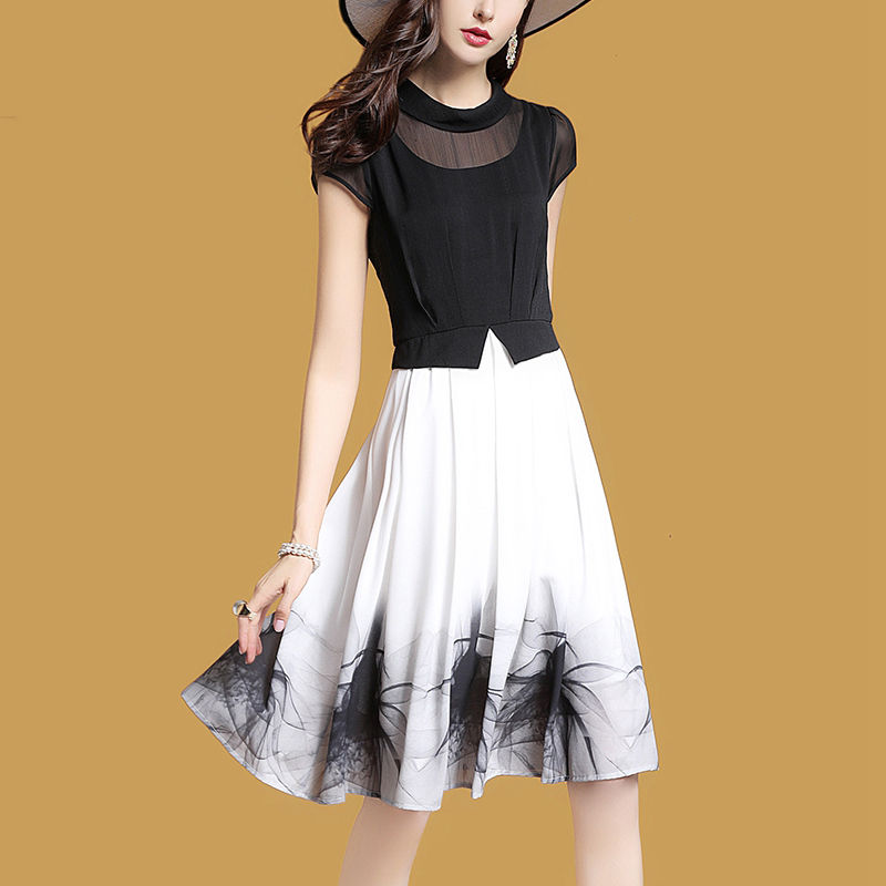 女人要活得精致!7月新上的连衣裙，美得各有千秋，美的挪不开眼