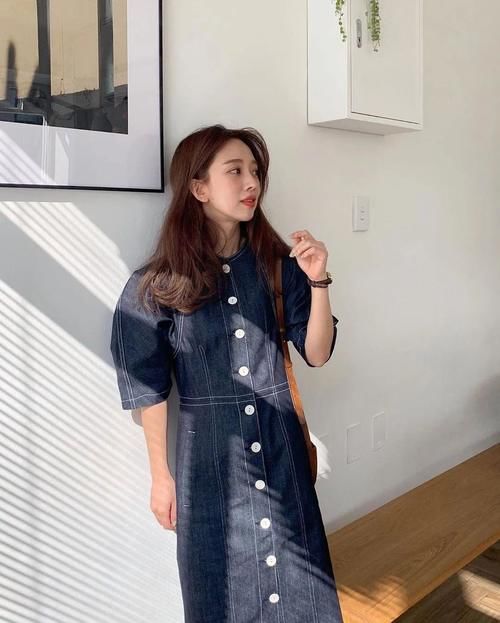 「初春」初春30套“连衣裙”时髦又减龄，气质爆了！