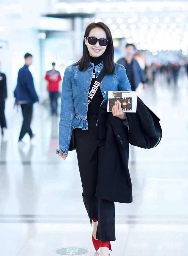  「起來」想当美妇？手机上还要“美妇”起來！名牌手机套任你挑
