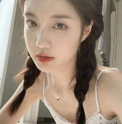 『牢记』女生洗头时牢记这3件事,头发散发时才会更清香,自带“香水味”