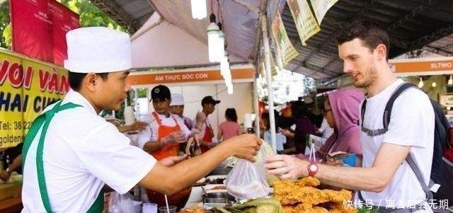 越南人评价各国游客,欧美人友好,日本人有礼貌,中国人呢?