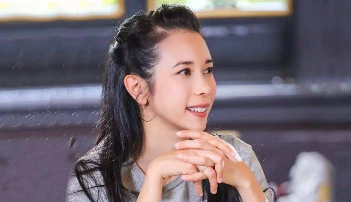  [女人]冯德伦爱过的3个女人，颜值身材都是女神级，为何最后却娶了舒淇