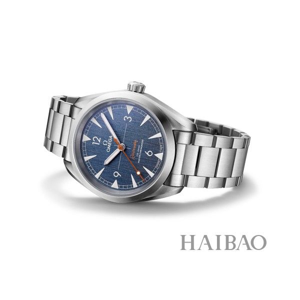 蓝色丹宁，致敬经典--欧米茄 (Omega) 发布全新铁霸至臻天文台表