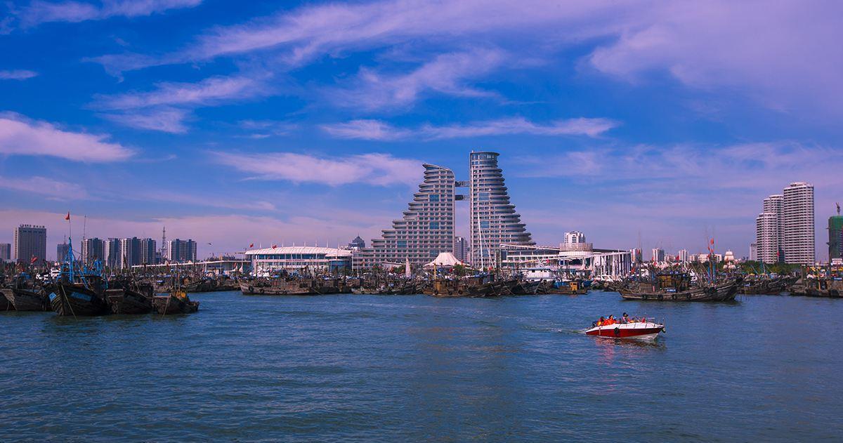  『青岛』山东最“委屈”的城市，位处沿海在青岛隔壁，却只能沦为四线城市