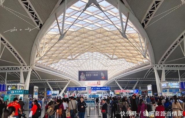  「优先选择」5个小时的高铁和2个小时的飞机，为什么越来越多的