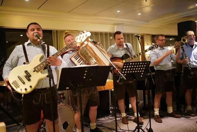 黄磊女儿刷屏了:见过世面的女孩，才是真正的人生赢家!