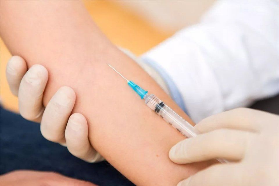 “疫苗”问题刷爆朋友圈!原来国外也有类似事件,看老外是怎么做