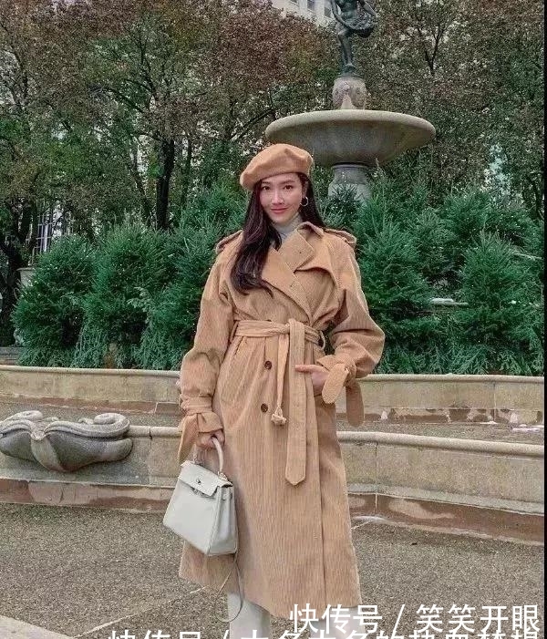  [短靴]“打底裤”已经失宠，春天“裤子+短靴”正当红，时髦精们都在穿
