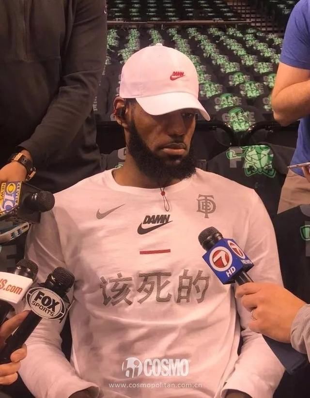 时髦办｜佟丽娅靠袜子立“早睡早起”flag，我觉得她做不到！