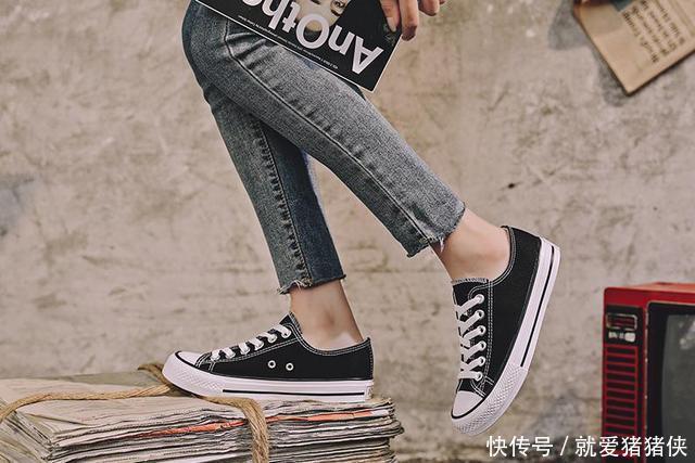 「乎人手一双」细数那些“中看不中用”的鞋子,帆布鞋上榜,最后一款是我的最爱