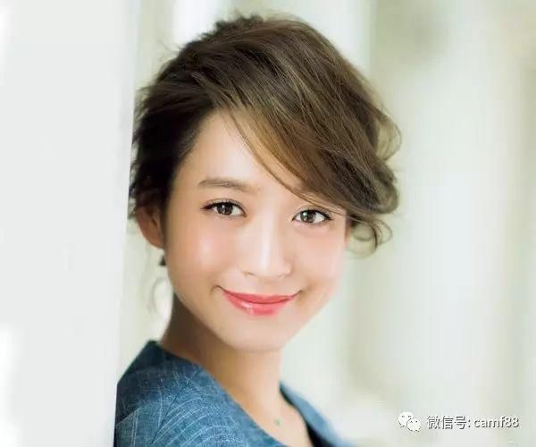 中短发怎么扎马尾好看，让时尚气质得到提升!