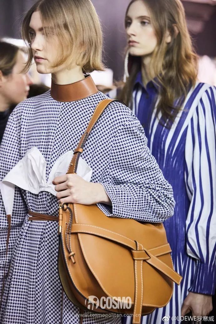 买那么多包，都不如买一只有“安全门”的包!