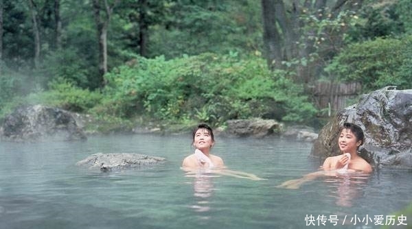 为何在日本泡温泉的时候，当地人一眼就能认出中国人？总算明白了