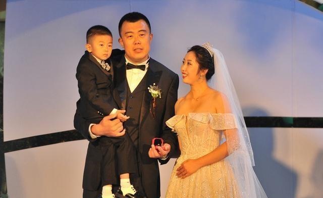 辽篮队原队长杨鸣已经正式退役,据网友曝光,大韩将接替他成为新队长