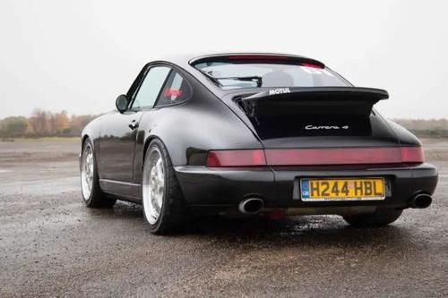  『叫板』保时捷911有什么勇气叫板超跑看完Turbo的发展历史就懂了