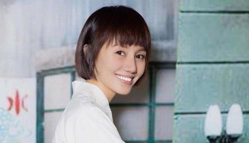  烫出来效果：真正会打扮的女人，通常会留的“5种”发型，轻松遮盖发际线问题