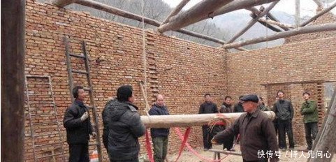 从明年起，国家将免费为这些人盖房，免费为他们翻新房，奔小康！