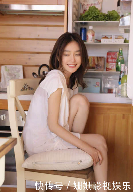 情敌相见分外眼红不存在的，37岁秦岚舞技非凡杨颖甘拜下风