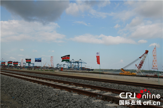 肯尼亚蒙内铁路中国建设者回击抹黑中非合作言