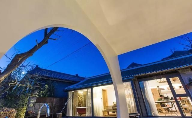 惊艳设计圈的10套老宅改造，真美！