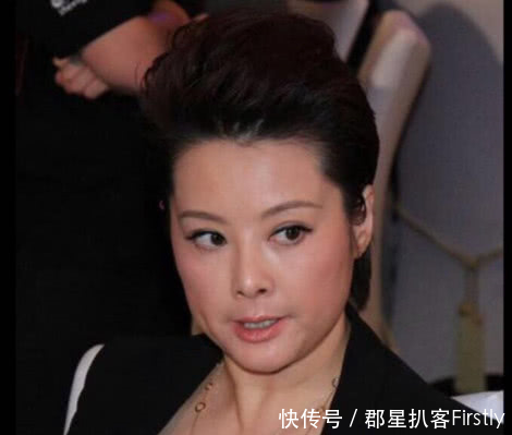 袁立被喷子侮辱卖五花肉,本人三次更文反击你