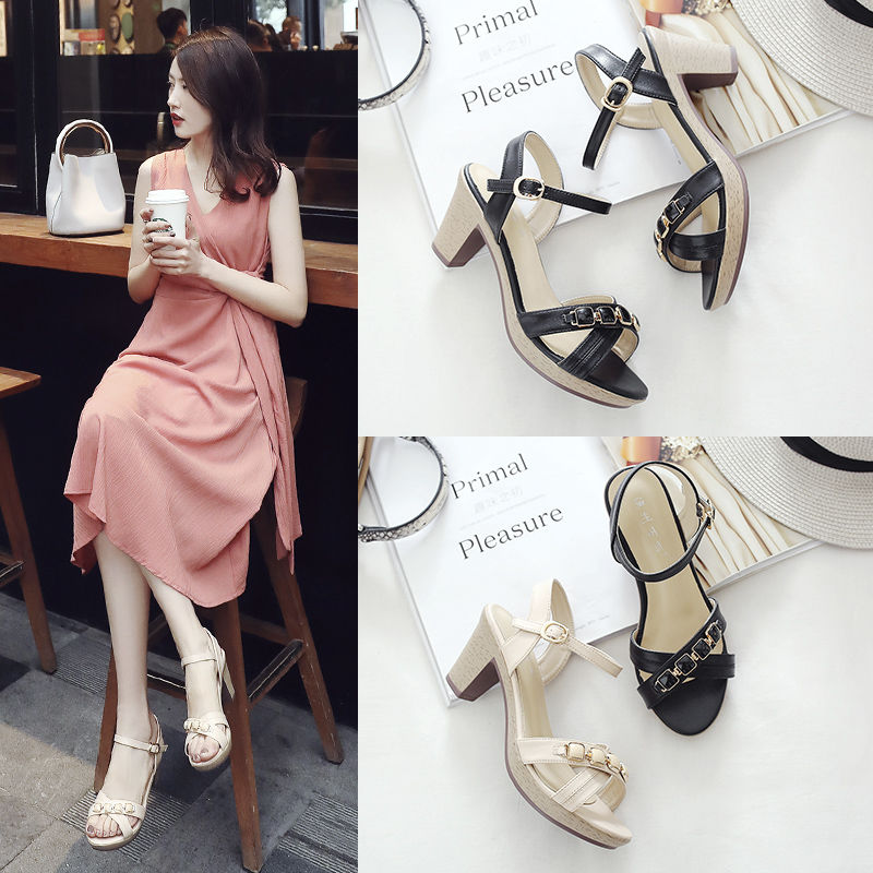 女孩穿高跟鞋一定不要太高!太伤脚 看下面，俏皮清凉又不失可爱