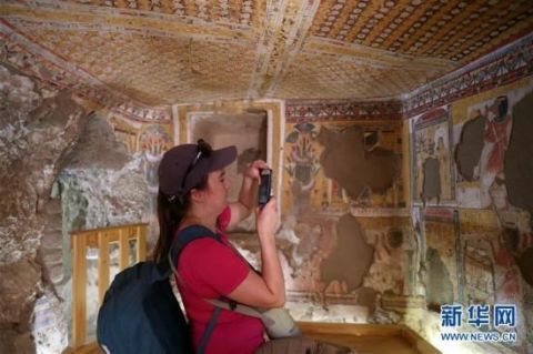 埃及两座3300年历史的古墓正式向游客开放