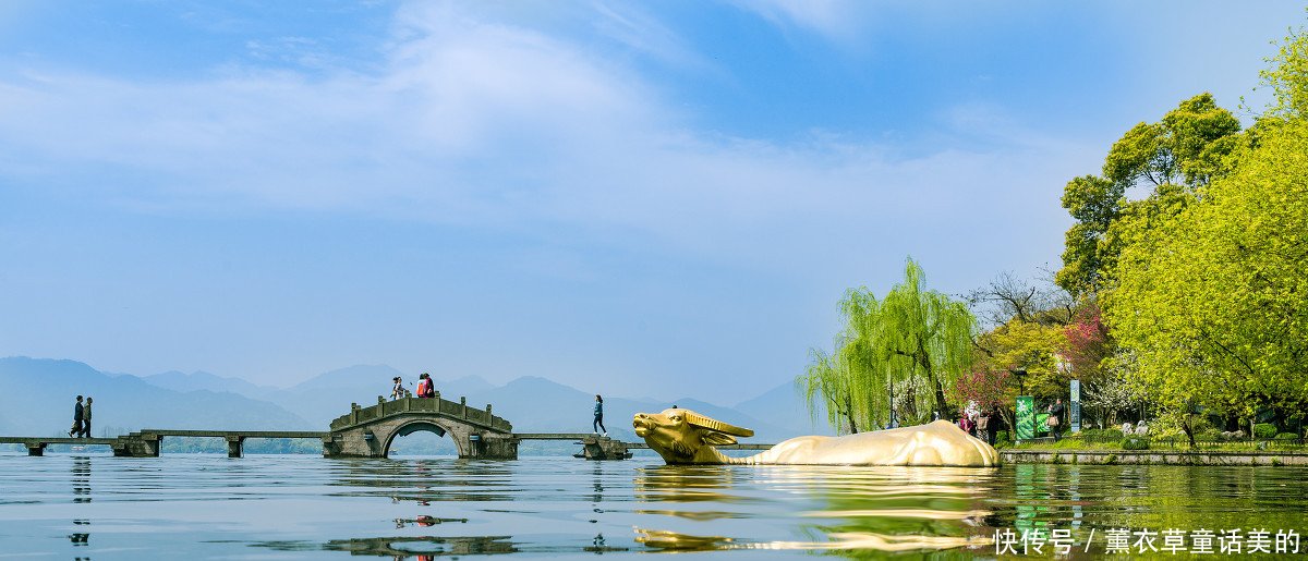 苏轼此诗太过经典，年年收录进课本，再无第二人能写出如此美景！