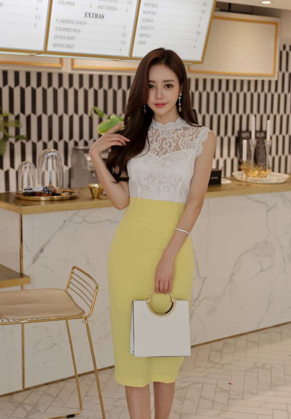 女神孙允珠,蛋黄奶昔白色梦幻刺花波浪裙