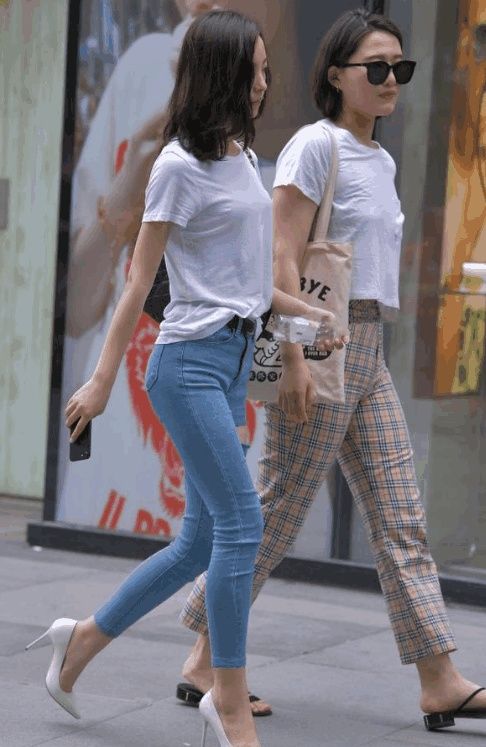 街拍, 遇见图五我会要她的号码, 看见图六我会求着要她的号码!