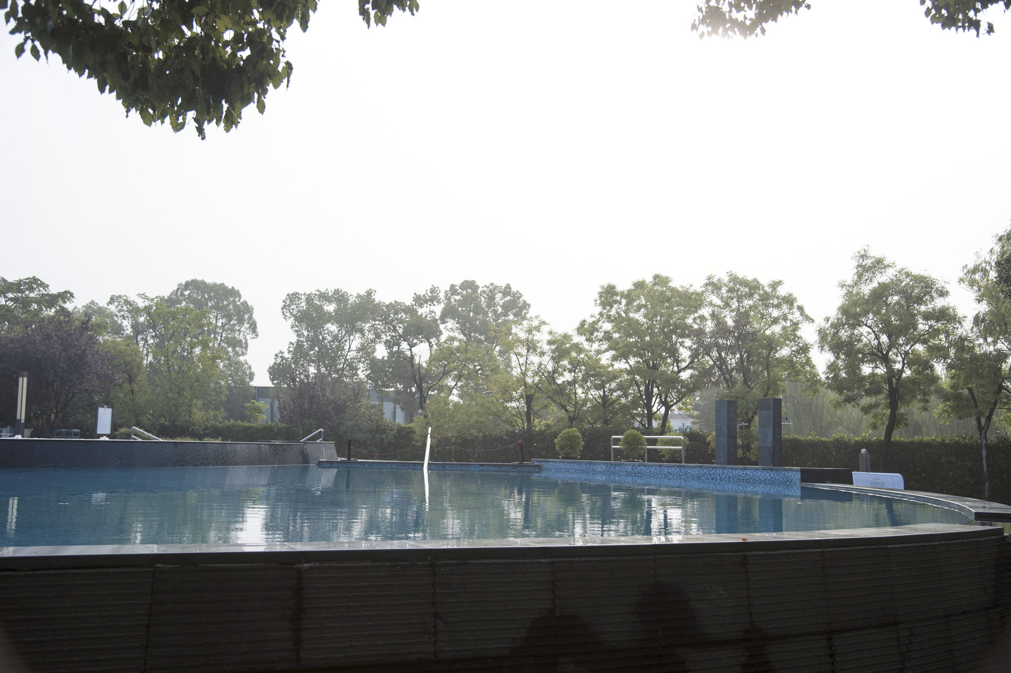 现实版泰囧上海自驾游,历经延误、爆胎、鳄鱼还有暴雨,湿身更撩