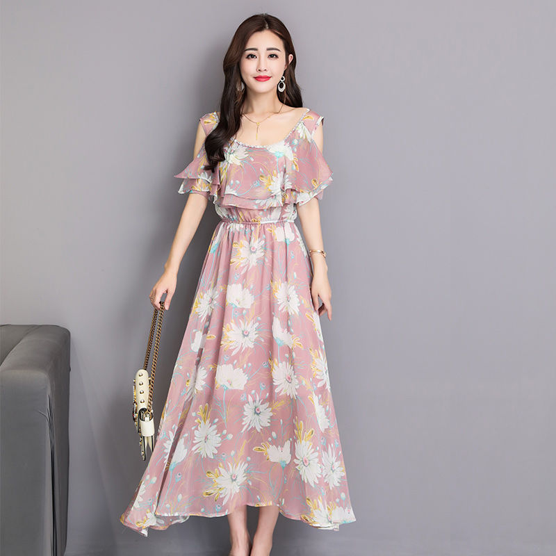 时下最火爆的一种裙:“温柔裙”!妩媚迷人，巨适合80后女人穿