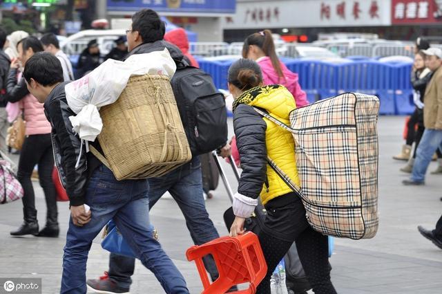 这个政策出来后，未来农村户口更值钱！很多人后悔转户口了!
