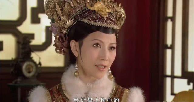『皇后』甄嬛传：甄嬛离宫后，宜修看到芳若，为何如此害怕？