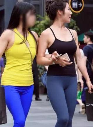 当你走在街上，看到最多的就是穿打底裤的小姐姐，尽显优美曲线