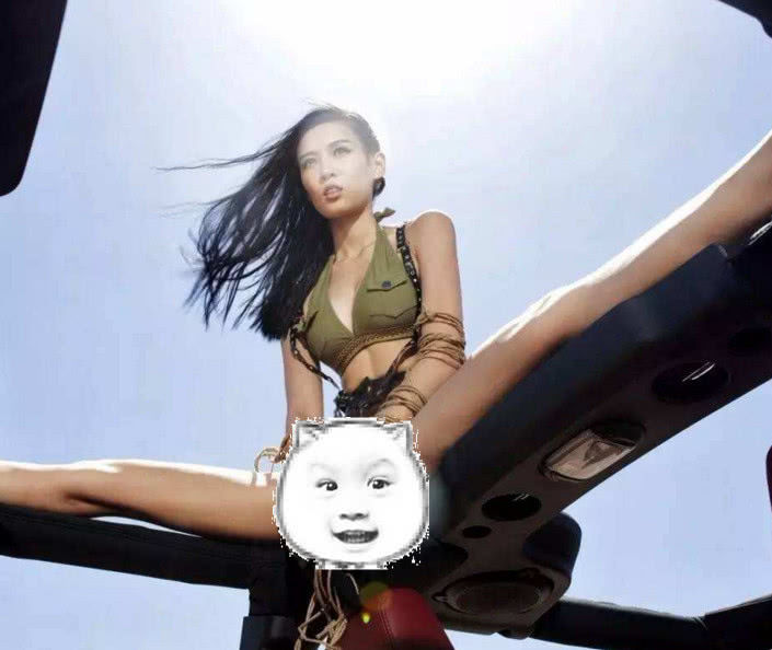 抖音“微胖女神”走红，身材丰腴堪称完美，网友“小程潇”！