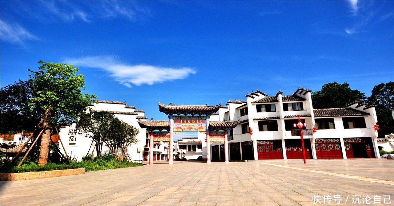 河南一座城市，是省内唯一的南方城市，比两个郑州还要大