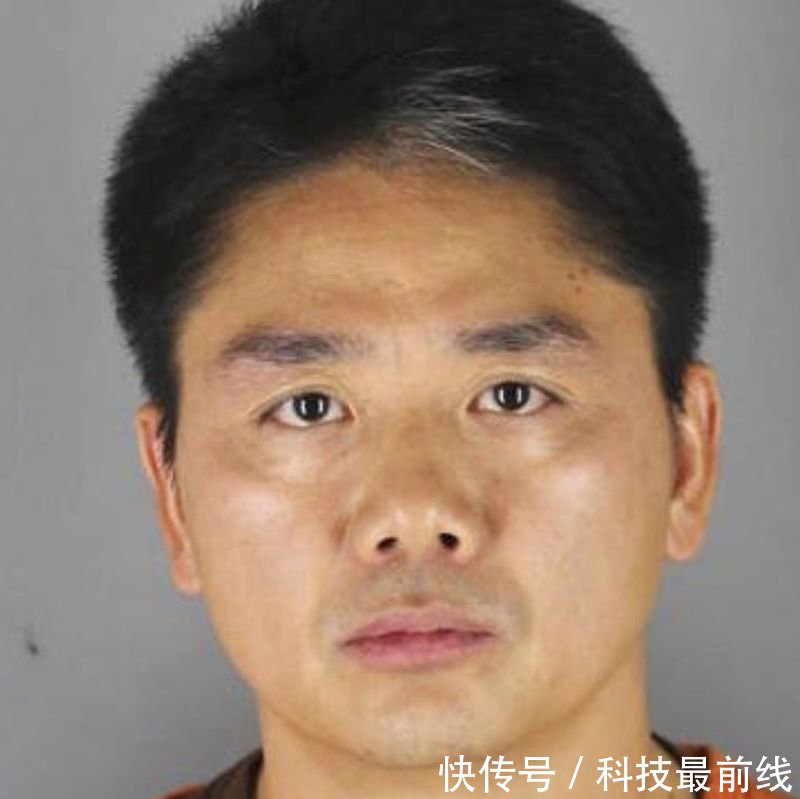 “刘强东事件”中最大赢家,蹭完热度后又站出来否认,早干嘛去了