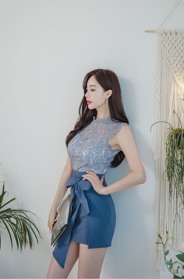 纷泪雨坎贝尔敦刺绣系带裙