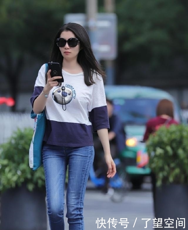 【遮不住】清一色的牛仔裤,遮不住的好身材!