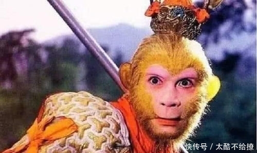 【道具】“史上最穷”4个剧组,每一部都十分经典,最后一部连道具都买不起!